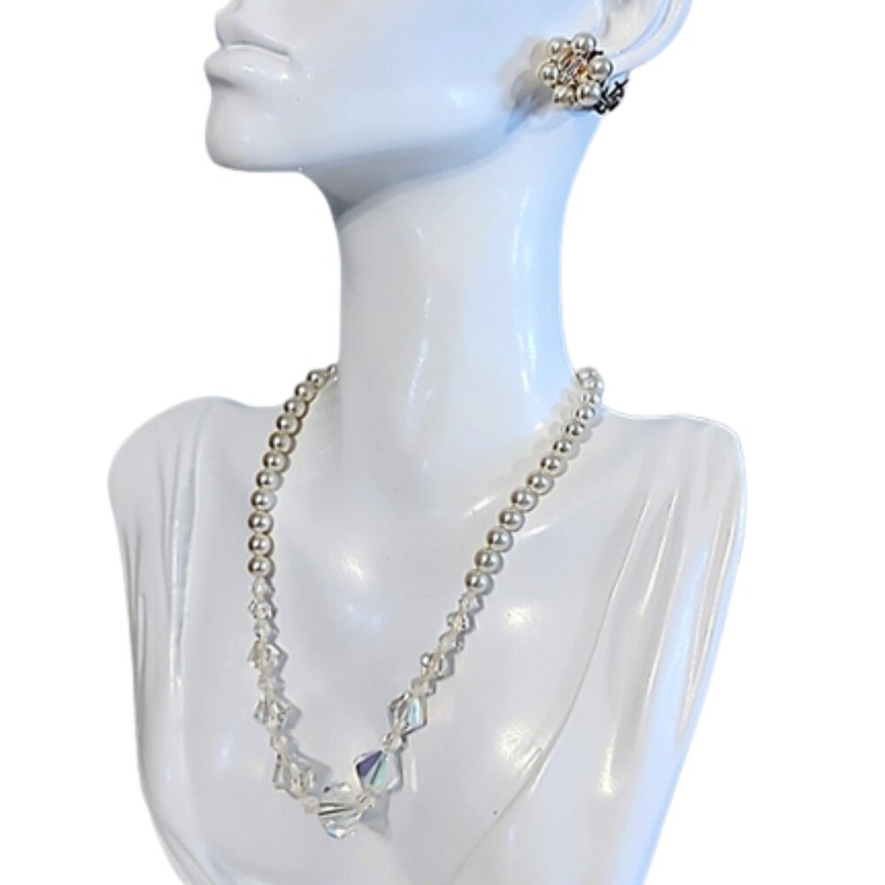 1980s Vintage Never Worn White Pearl And Crystal Stone Necklace And Earrings Set